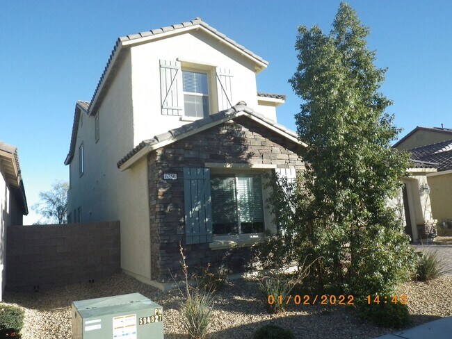 Foto del edificio - Beautiful 5 Bedroom House with City View