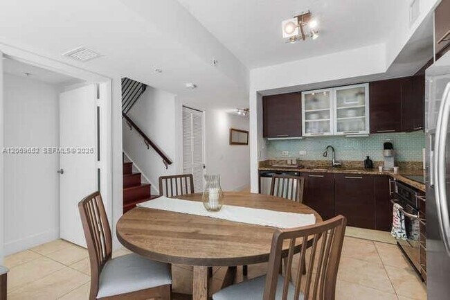Foto del edificio - 185 SW 7th St