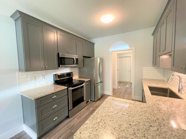 Foto del edificio - 8400 Carl Dean St