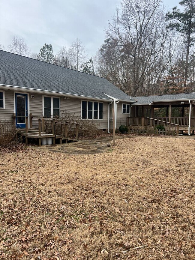 Foto del edificio - 12960 Moody Rd