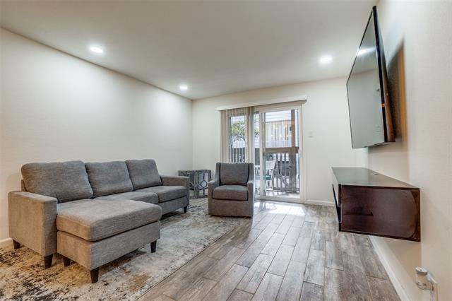 Foto del edificio - 4859 Cedar Springs Rd