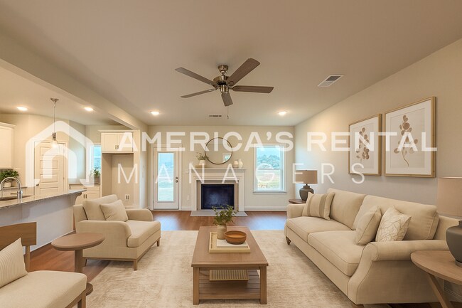 Foto del edificio - Modern 4-Bed Home with Loft & 3-Car Garage in Meridianville’s Premier Community