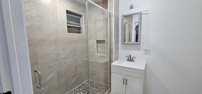 Foto del edificio - 2634 Tidewater Dr