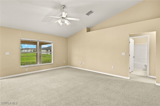 Foto del edificio - 1121 NW 7th Ave