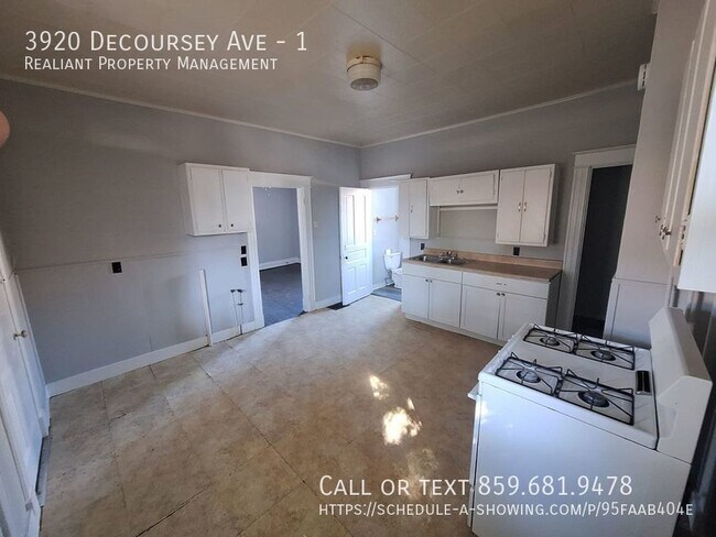 Building Photo - 3920 Decoursey Ave