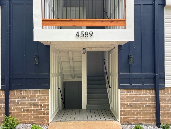 Building Photo - 4589 Orchid Dr