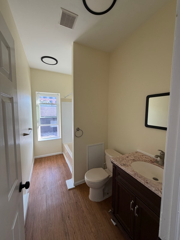 Photo - 444 Bridge St Apartment