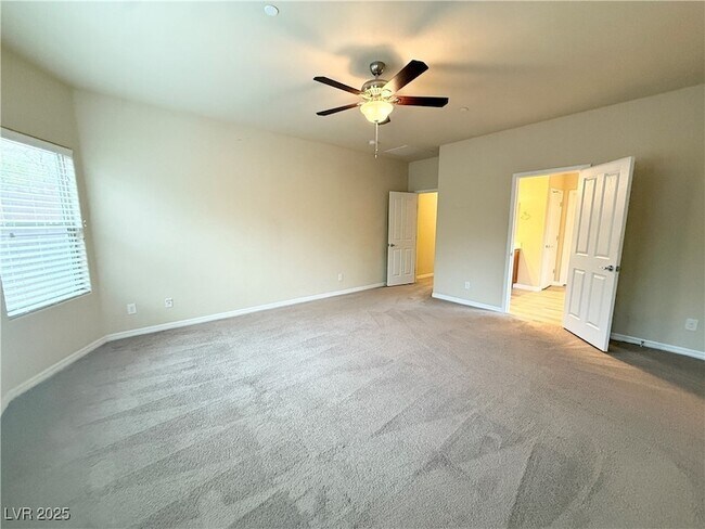 Foto del edificio - 2600 Bechamel Pl