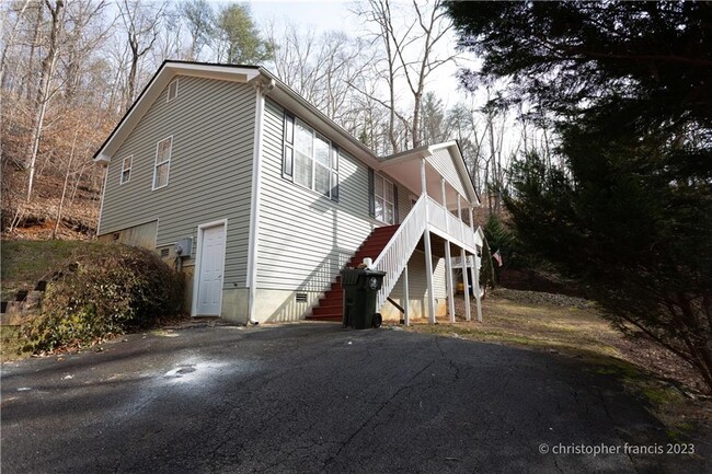 Building Photo - 148 Chestatee Dr