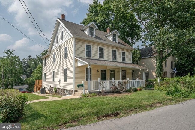 Building Photo - 231 Plant Ave