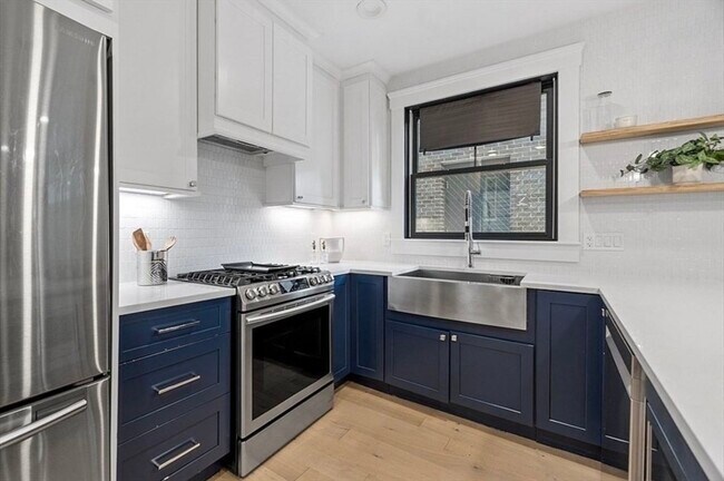 Foto del edificio - 331 Chelsea St
