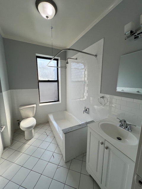 Building Photo - 7 Sherwood Terrace