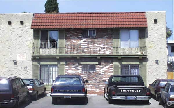 Building Photo - 4126 Menlo Ave