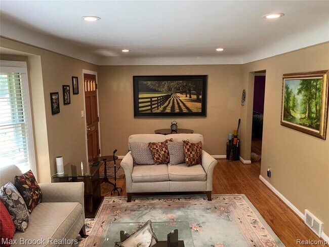 Foto del edificio - 4412 Berkshire Rd