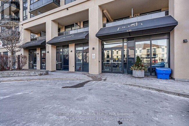 Photo du bâtiment - 520 Steeles Ave W
