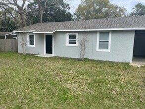 Building Photo - 415 E Atwater Ave