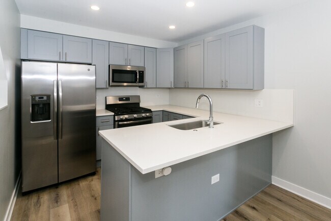 Foto del edificio - 1740 W Henderson St