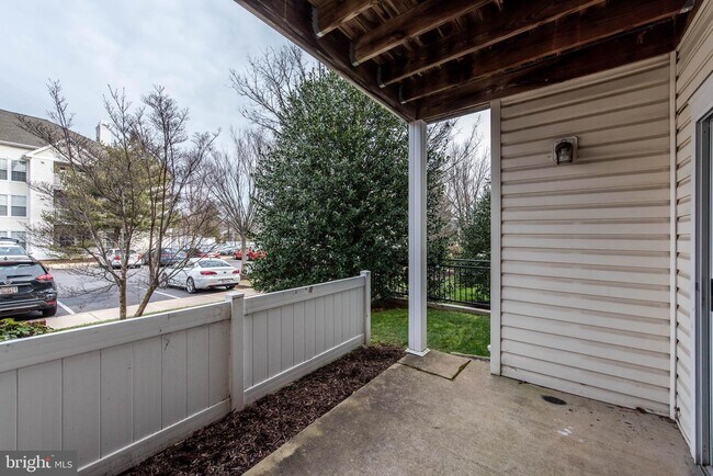 Foto del edificio - 5951 Millrace Ct