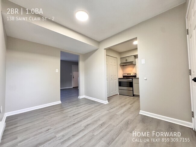 Building Photo - 138 St Clair St