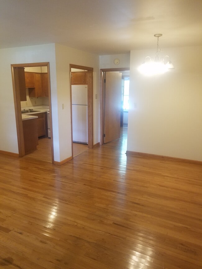 Living room - 101 S Owensby St