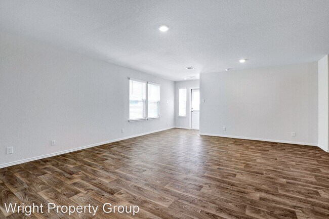 Foto del edificio - 4 br, 2.5 bath House - 13512 Waxman Spark