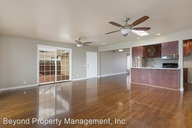 Foto del edificio - 3 br, 2 bath House - 640 Oaklawn Ave.