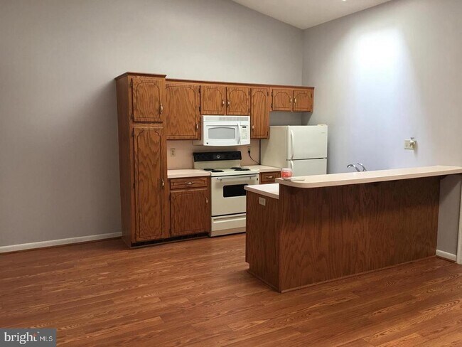 Foto del edificio - 17 Cambridge Ln