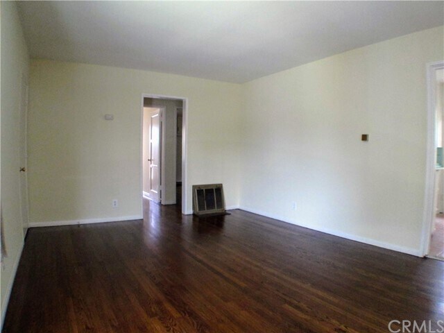 Building Photo - 1410 Anaheim Pl