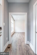 Building Photo - 11382 Emerald Park Rd