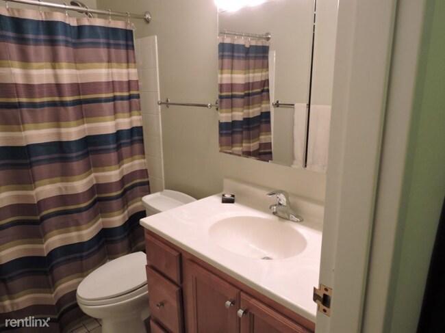 Foto del edificio - 111 W Maple St