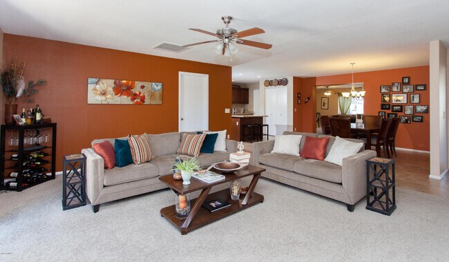 Building Photo - GORGEOUS 4 BEDROOM, 2 BATH TEMPE HOME ON C...