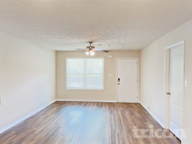 Foto del edificio - 1024 Weatherwood Pl NE