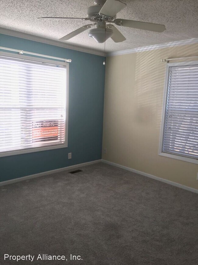 Foto del edificio - 2 br, 1.5 bath House - 2134 Oakcrest Circle