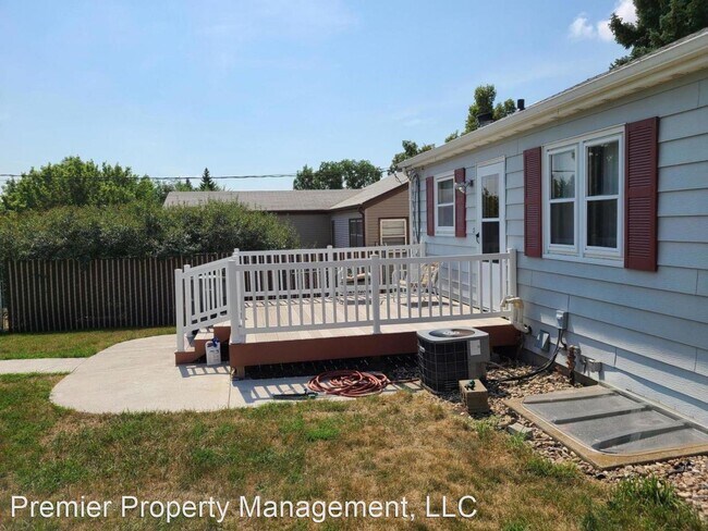 Building Photo - 4 br, 2 bath House - 906 2ND AVE NW