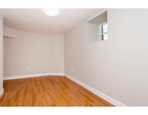Foto del edificio - 218 Ashmont St