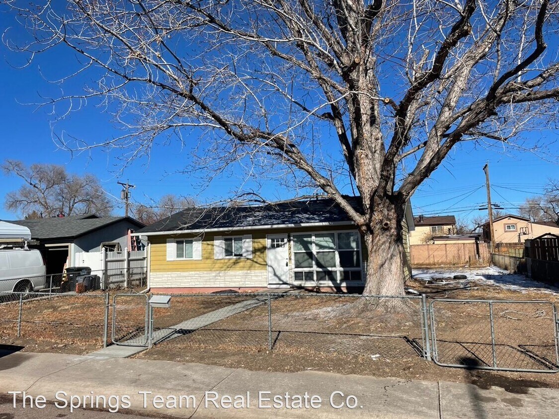 Primary Photo - 3 br, 1 bath House - 1216 Pando Avenue