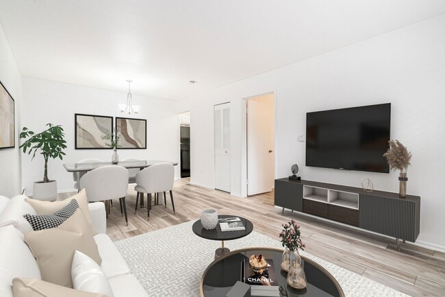 Interior Photo - Lindsay Court Apartments