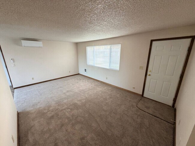 Foto del edificio - Two Bedroom Home in Aumsville