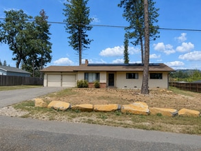 Building Photo - 1763 Whitaker Rd