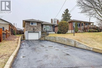Building Photo - 962 Willowdale Ave