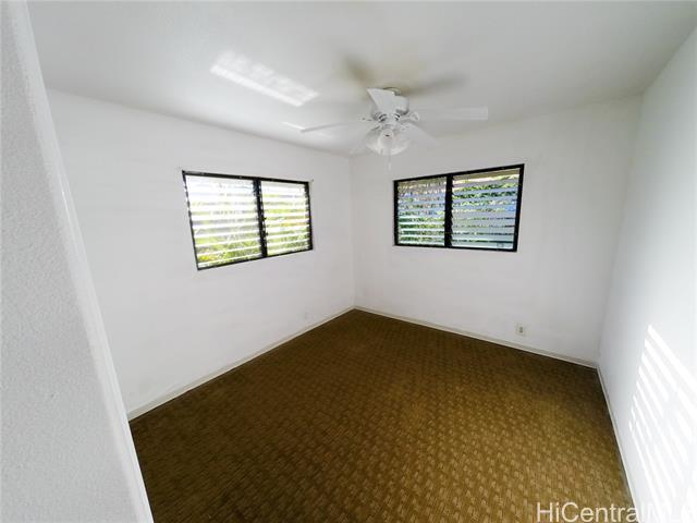 Foto del edificio - 87-377-377 Heleuma St