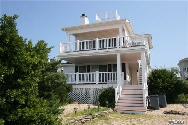 Primary Photo - 9 Dune Rd