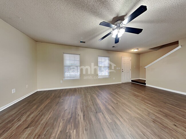 Foto del edificio - 526 Beverly Drive