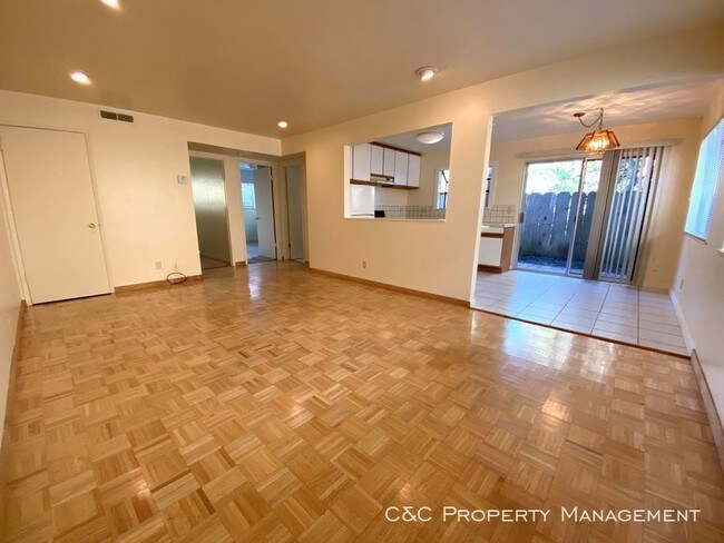 Building Photo - Charming 2 Bedroom Apartment Near Downtown PG