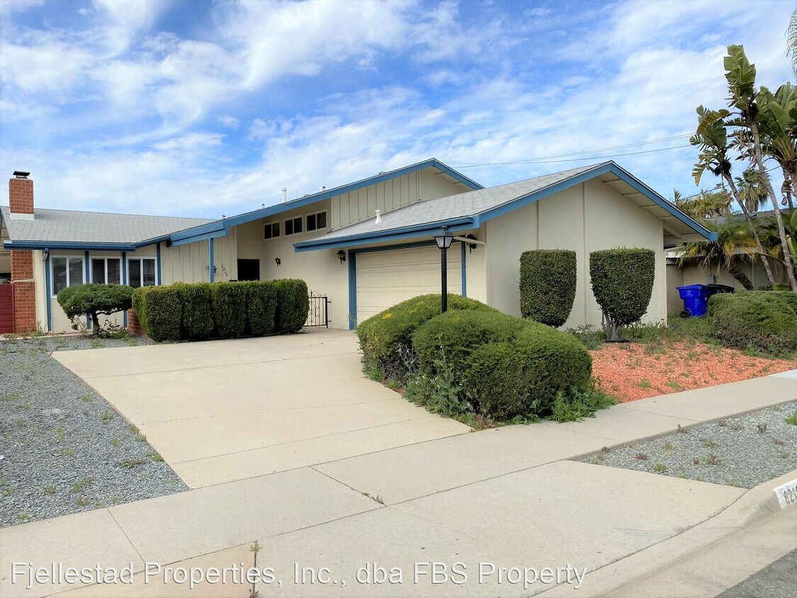 Primary Photo - 6212 Merced Lake Ave