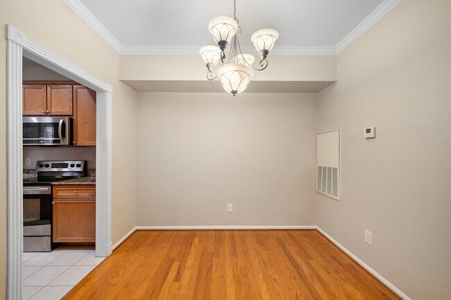 Foto del edificio - 2255 Braeswood Park Dr