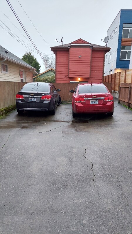 Primary Photo - 927 28th Ave S