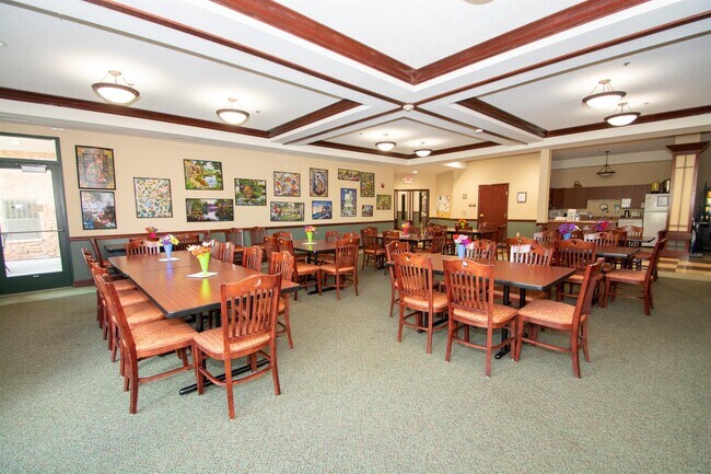 Foto del edificio - Lodge Apartments at Little Canada