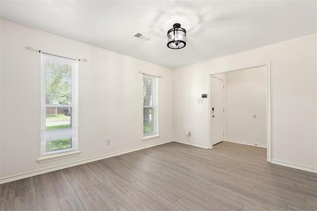 Building Photo - 11218 Sageview Dr