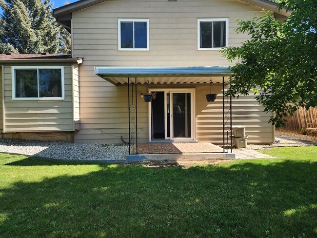 Building Photo - 7834 Greenbriar Cir